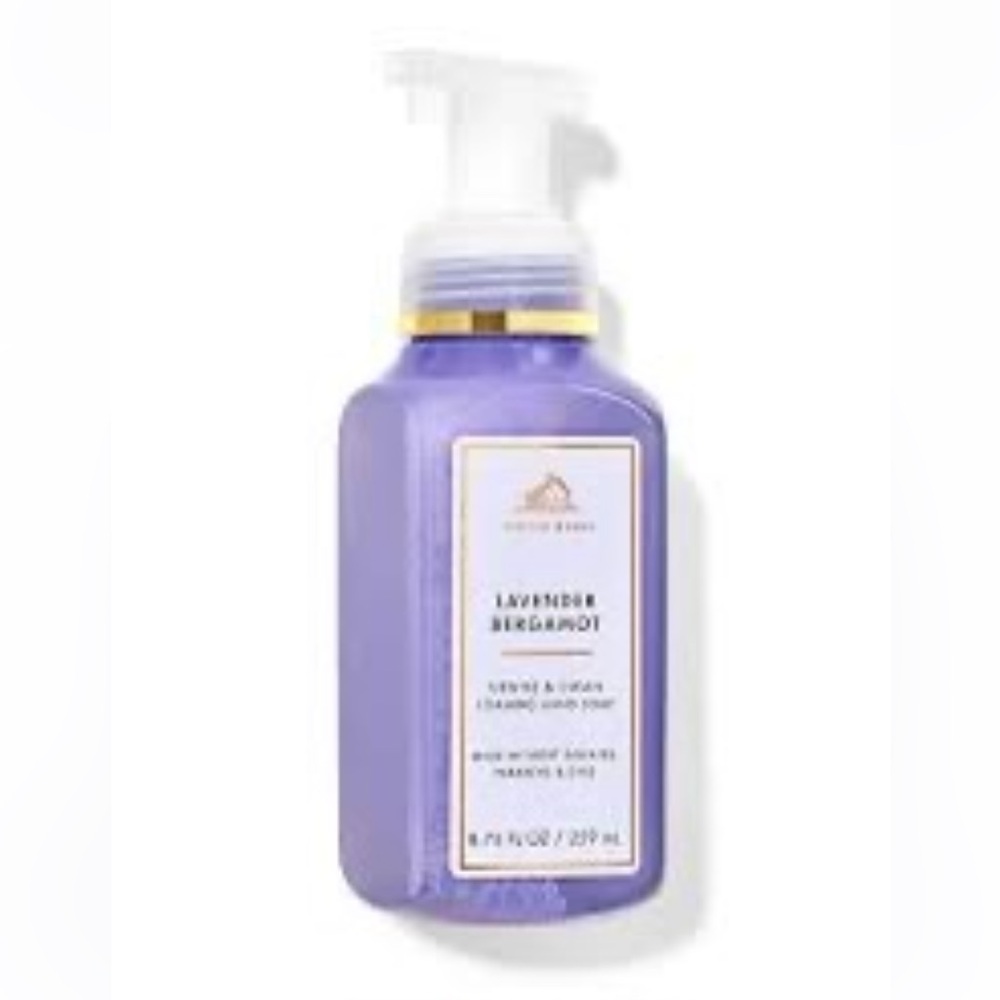 Bath & Body Works Lavender Bergamot Foaming Hand Soap - Purple